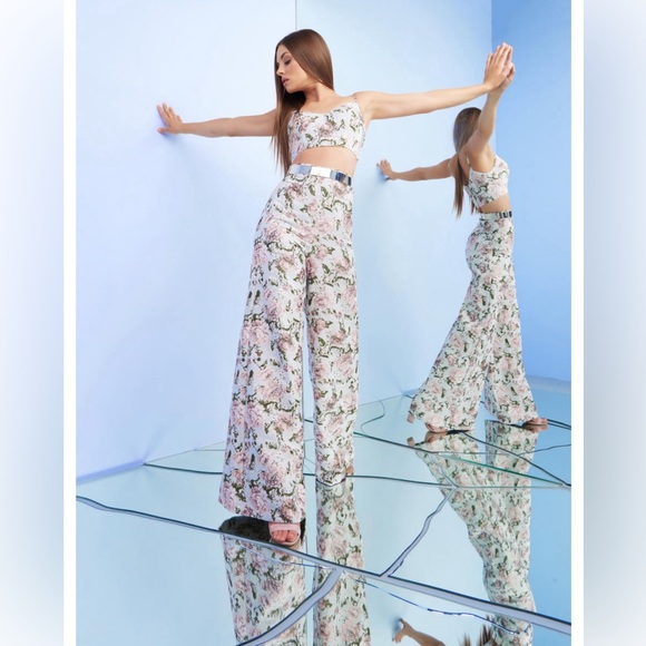 IEENA FOR MAC DUGGAL 2-Piece Floral Crop top Wide Leg Pants Set - Picture 2 of 11